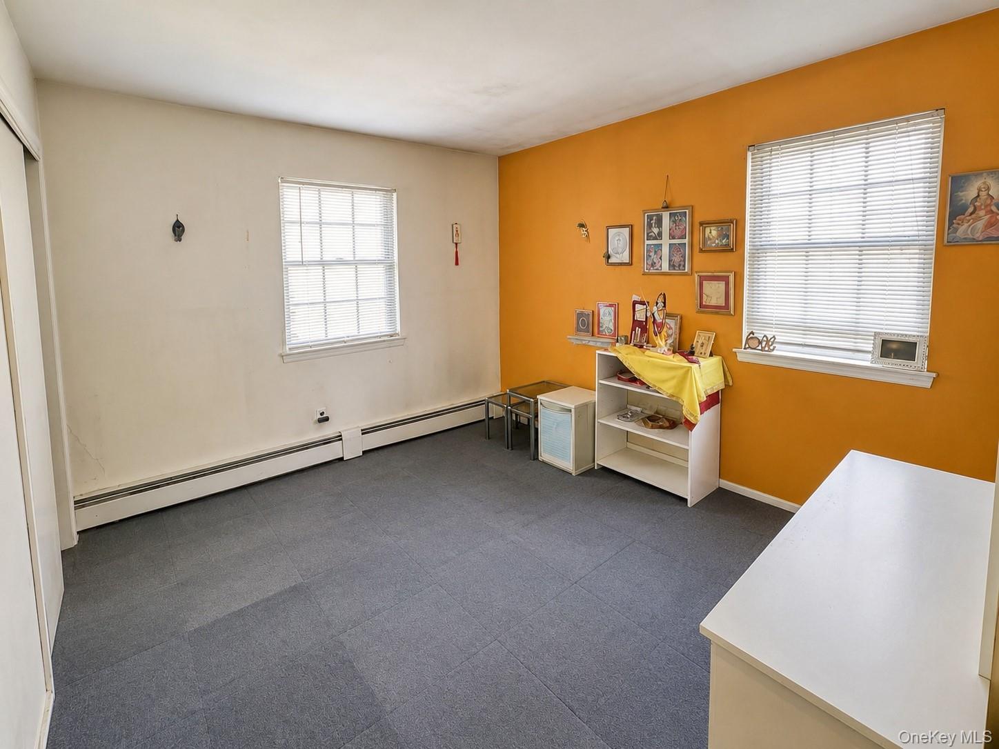 7 Roberts Lane – For Sale photo 8