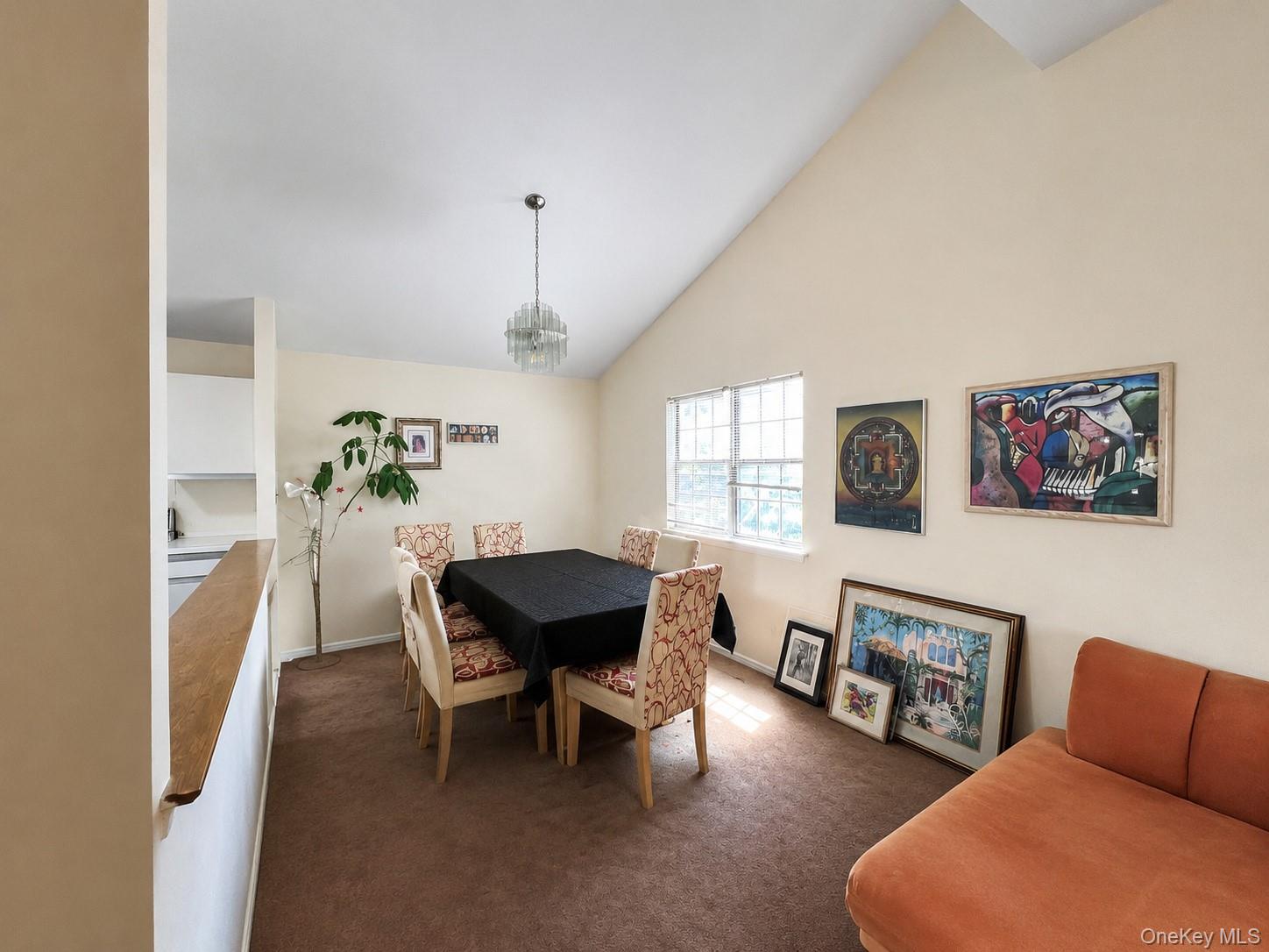 7 Roberts Lane – For Sale photo 9