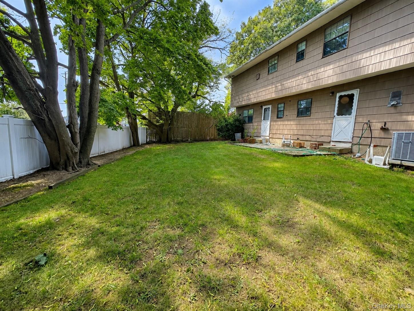 7 Roberts Lane – For Sale photo 5