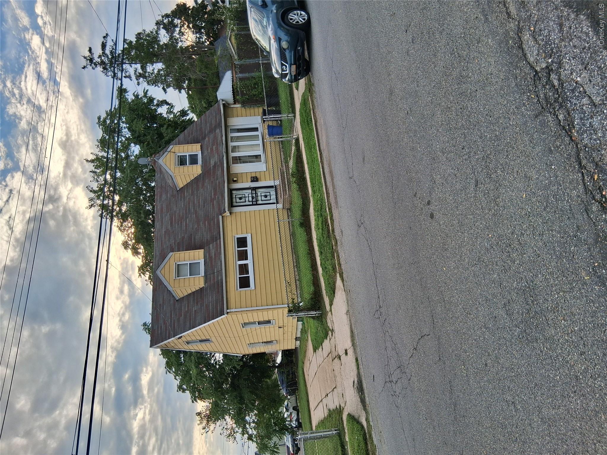 240-58 147th Avenue – For Sale