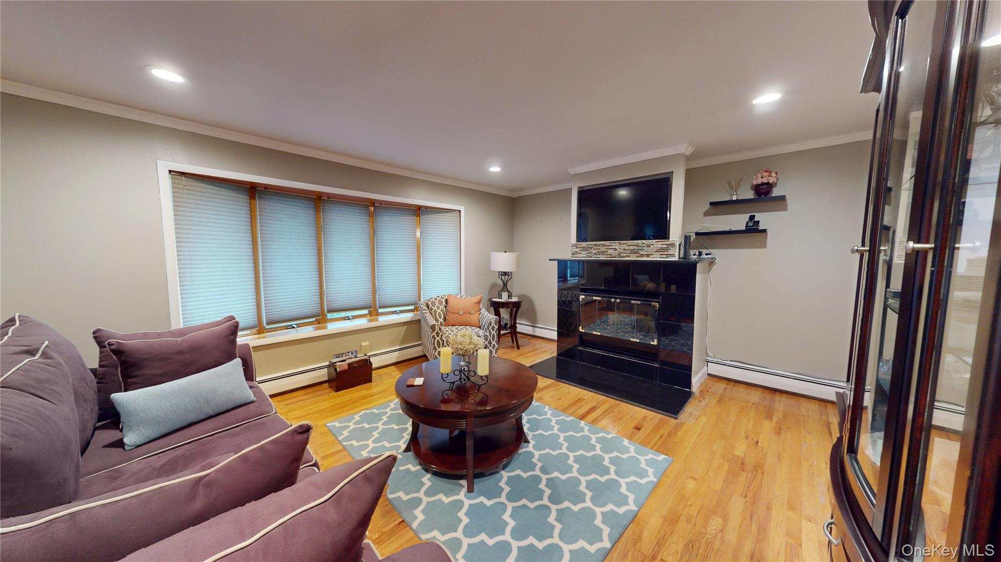 7 Townsend Place – For Sale photo 3