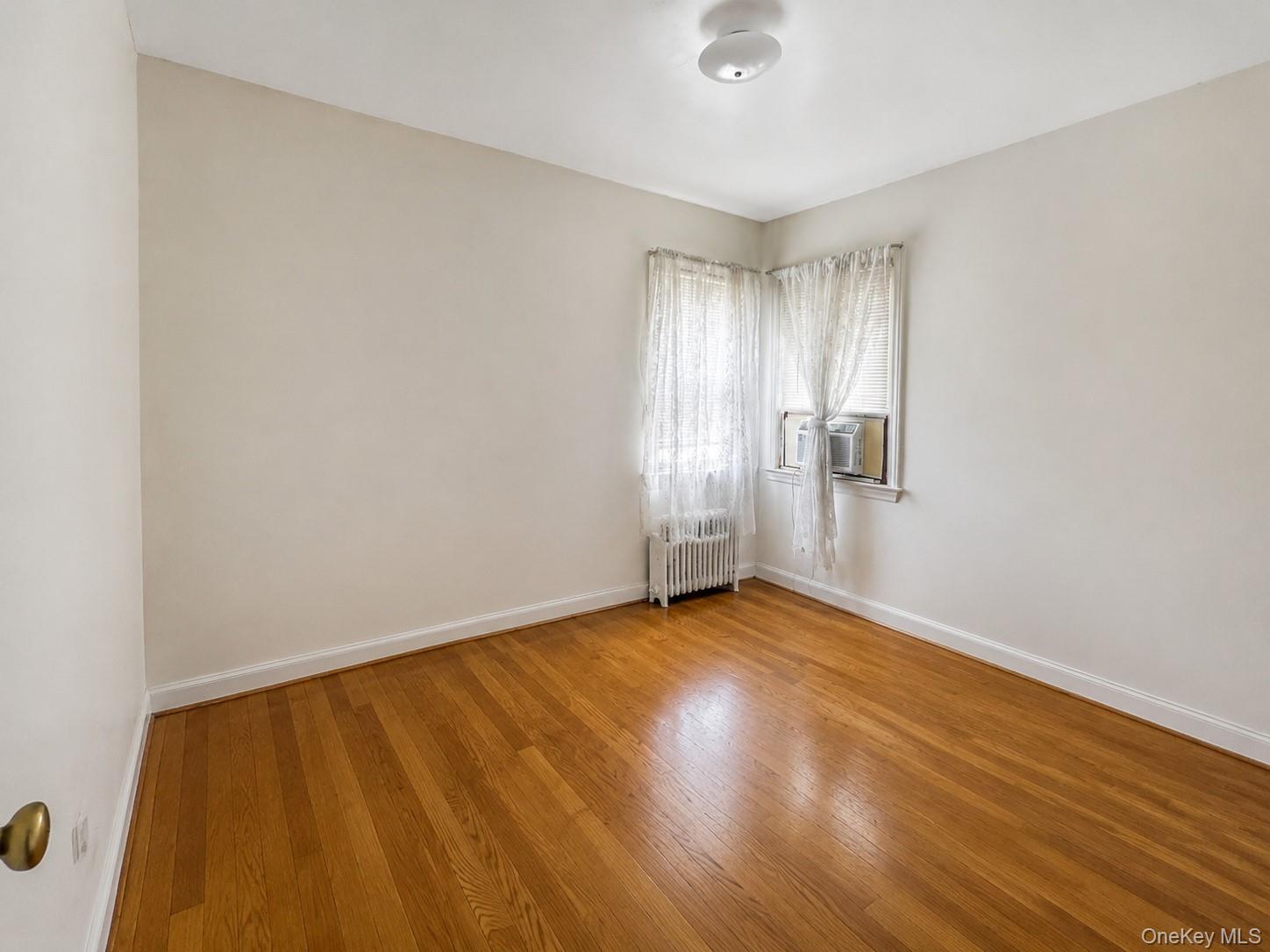 471 Eureka Avenue – For Sale photo 6