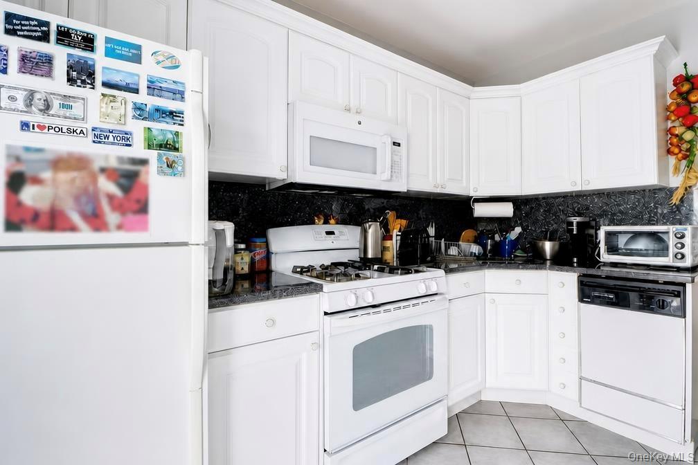 6214 62nd Road – For Sale photo 8