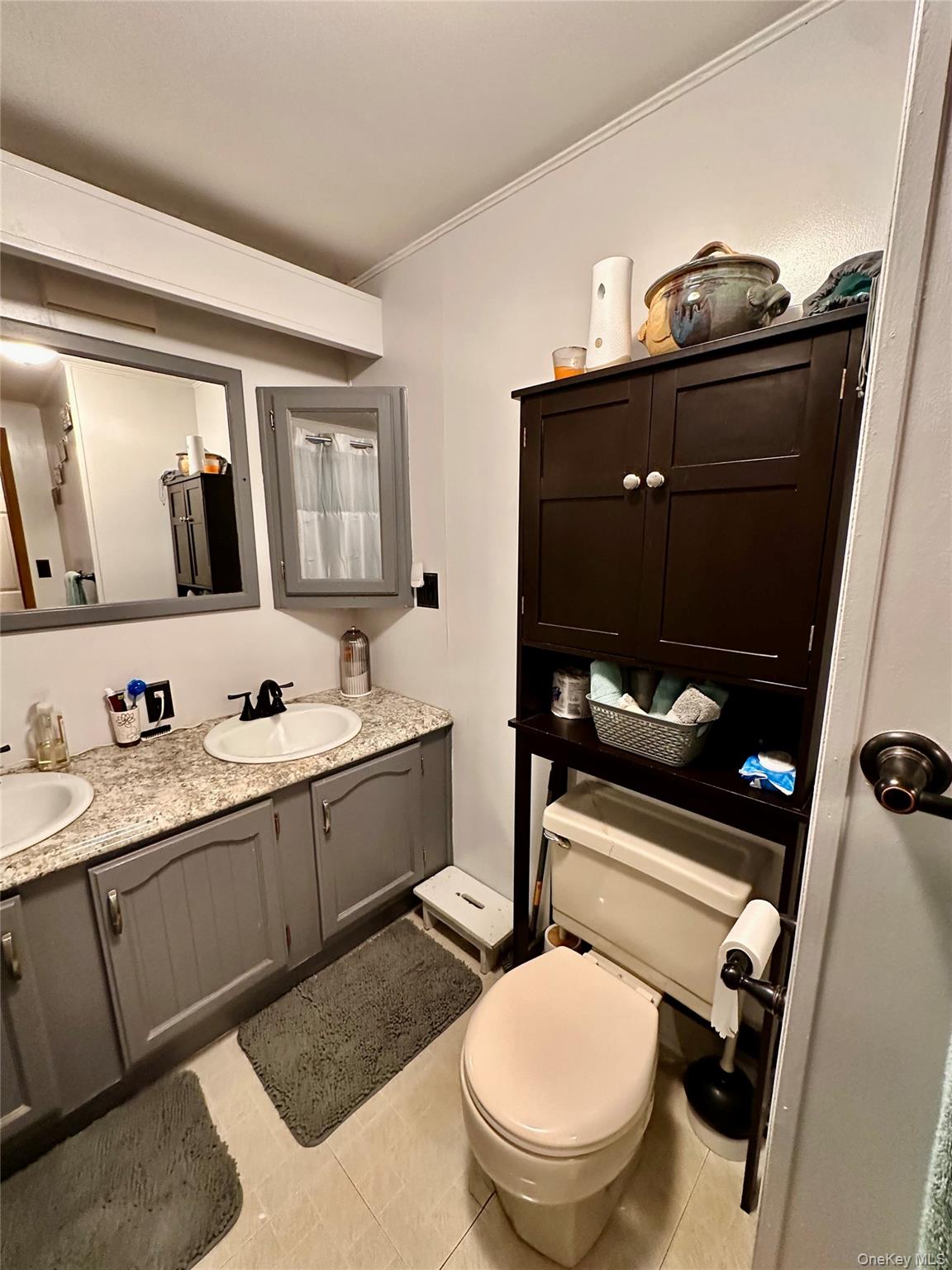 65 Water Loop – For Sale photo 19