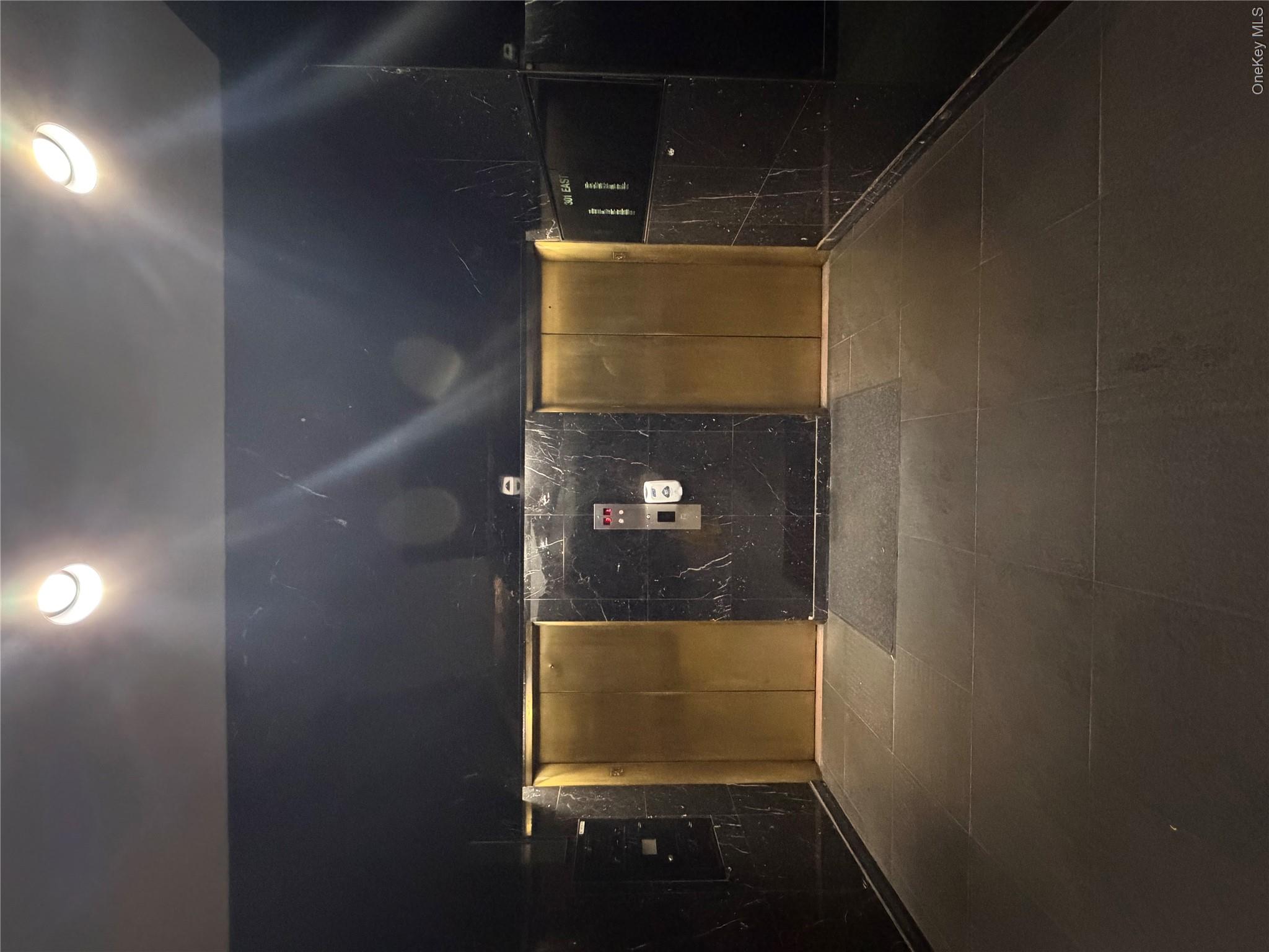 303 E 57th Street, Unit 10D photo 4