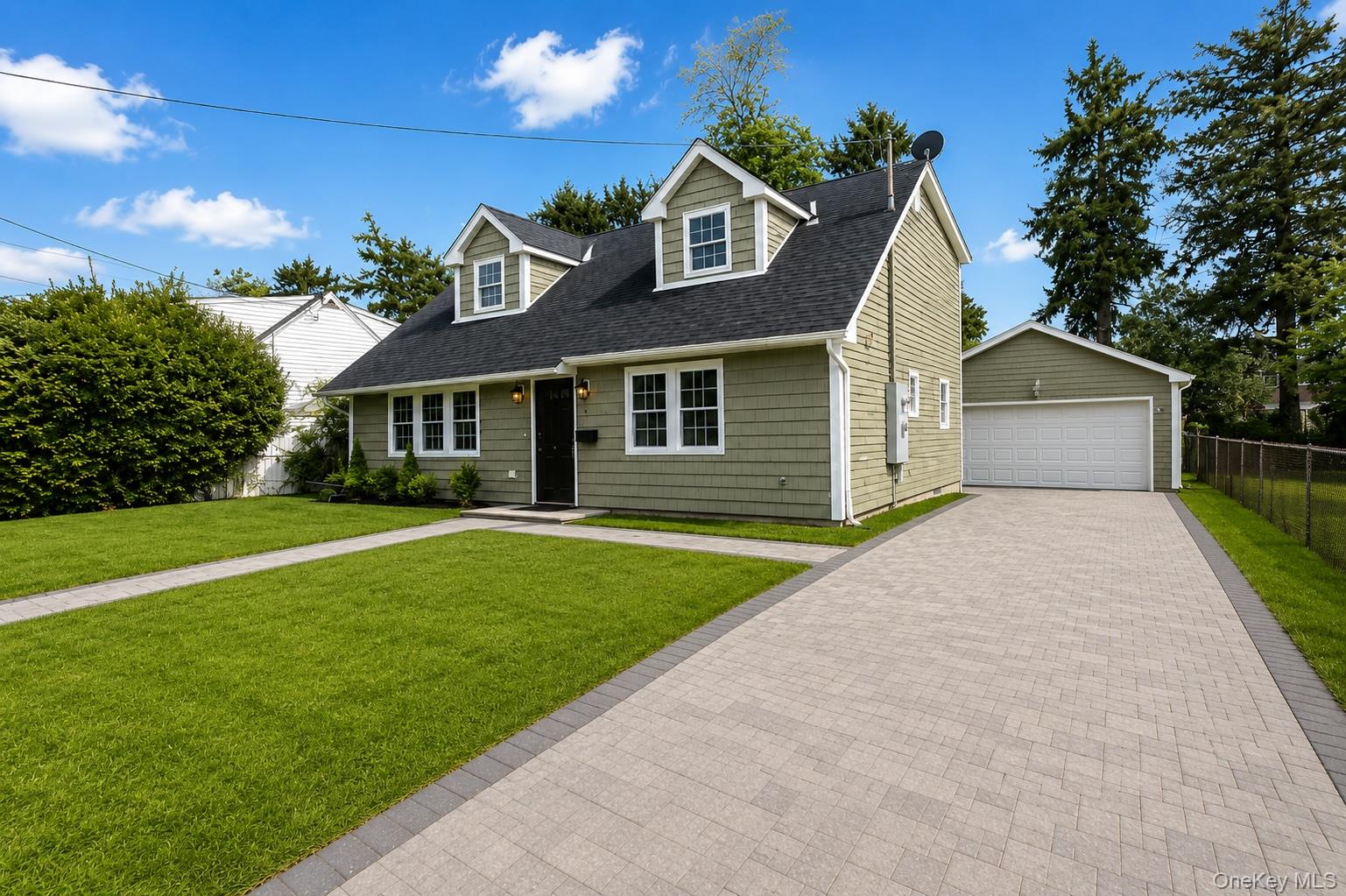 4 E Gate – For Sale photo 2