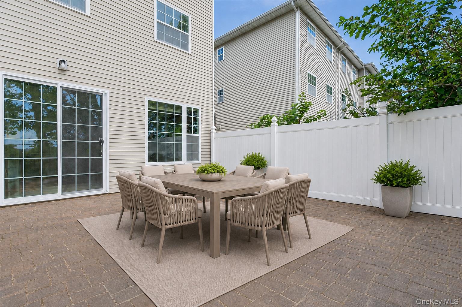 56 Heron Lane, Unit 393 photo 16