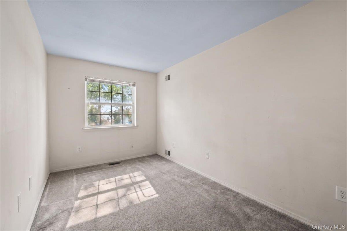 56 Heron Lane, Unit 393 photo 13