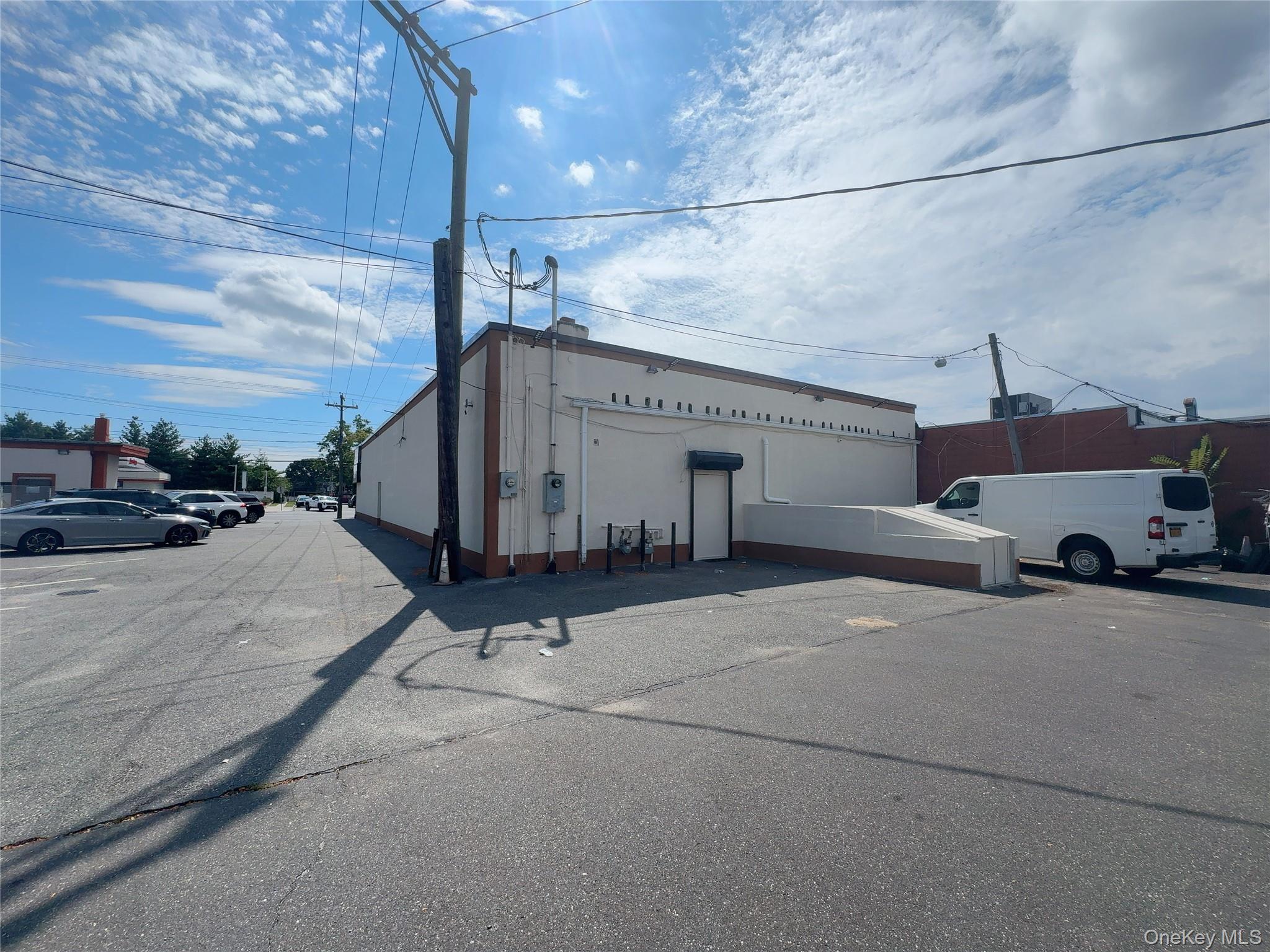 444 Hempstead Turnpike – For Sale photo 8