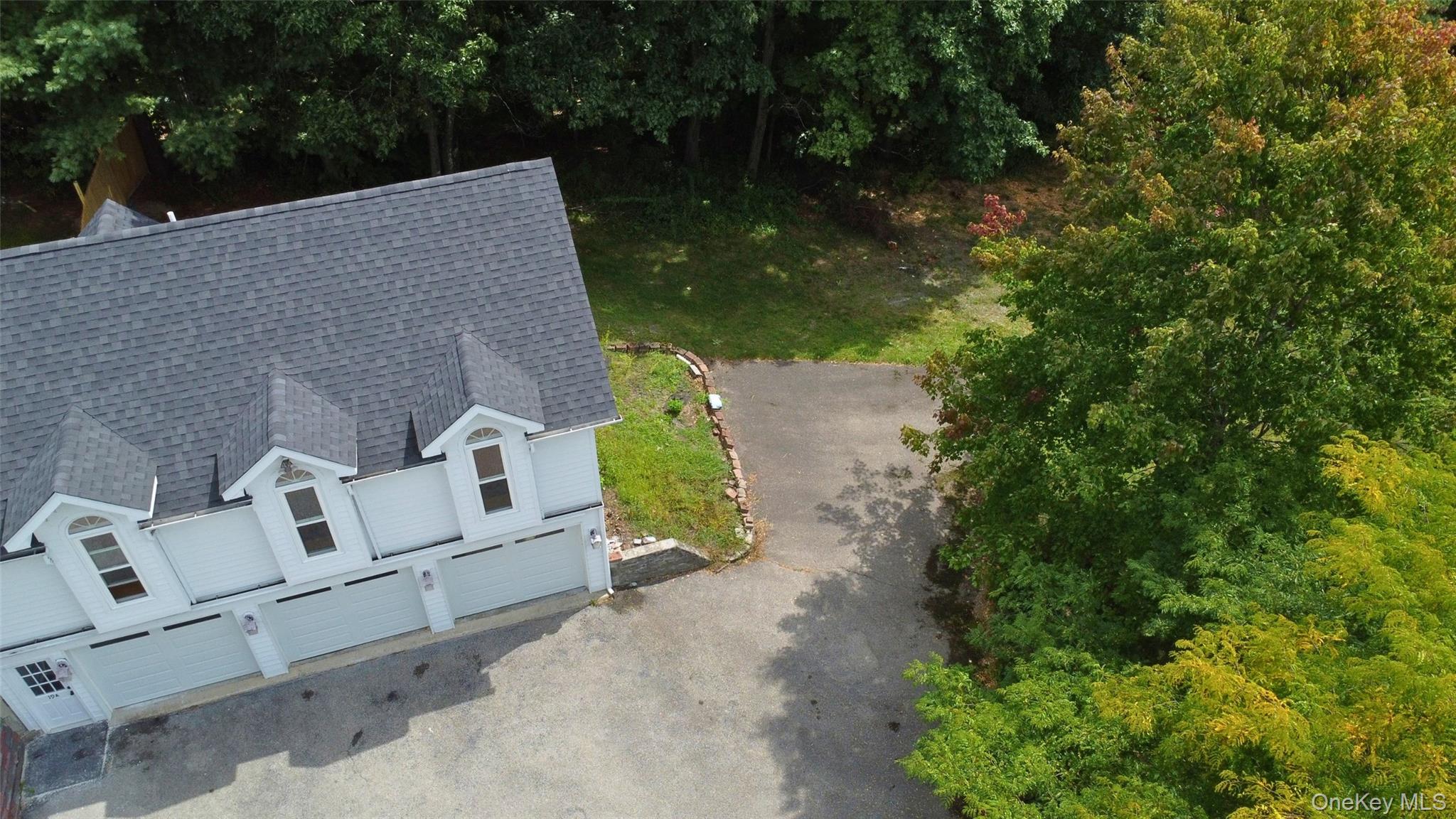 19 A Friendship Lane – For Rent photo 3