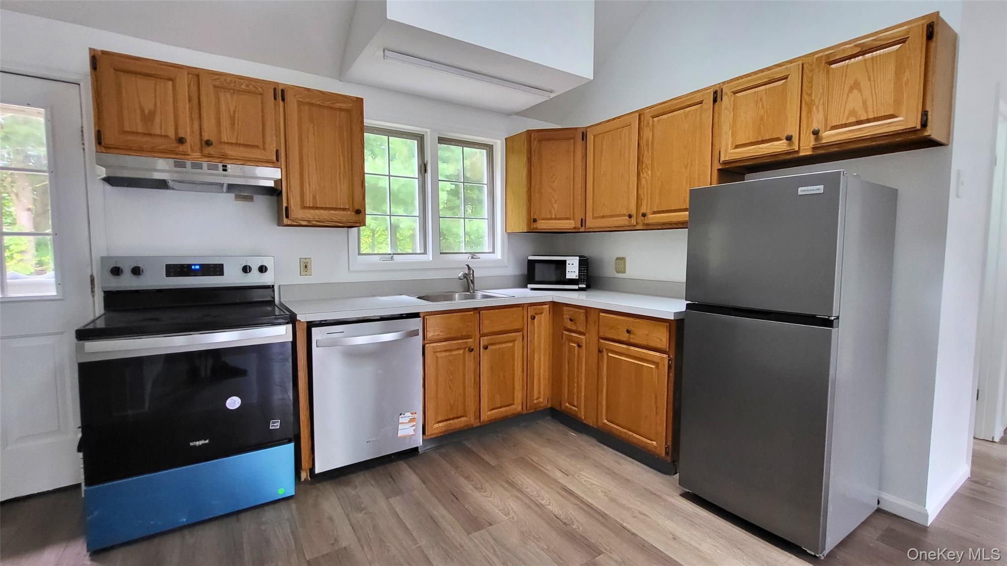 19 A Friendship Lane – For Rent photo 12