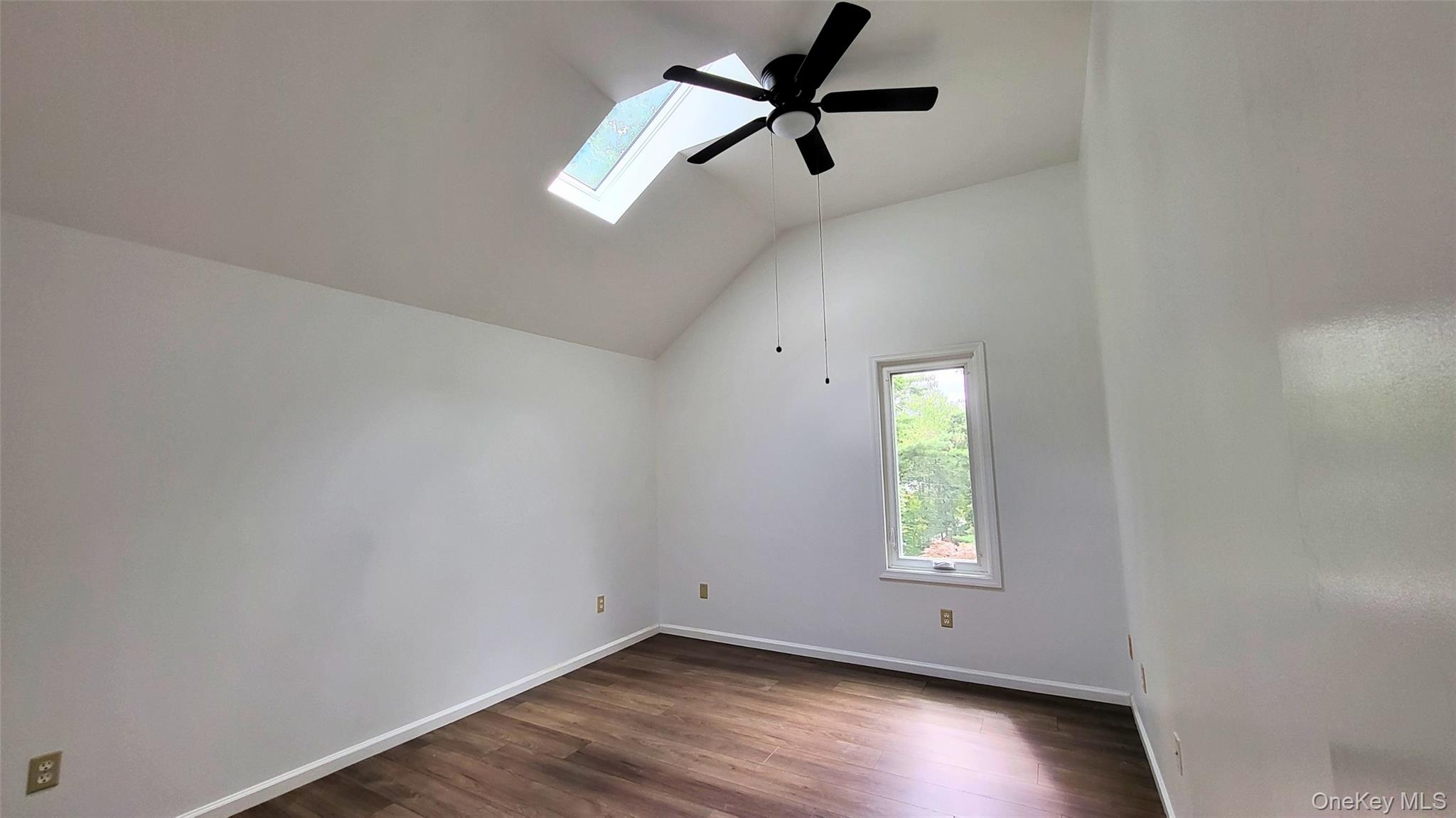 19 A Friendship Lane – For Rent photo 14