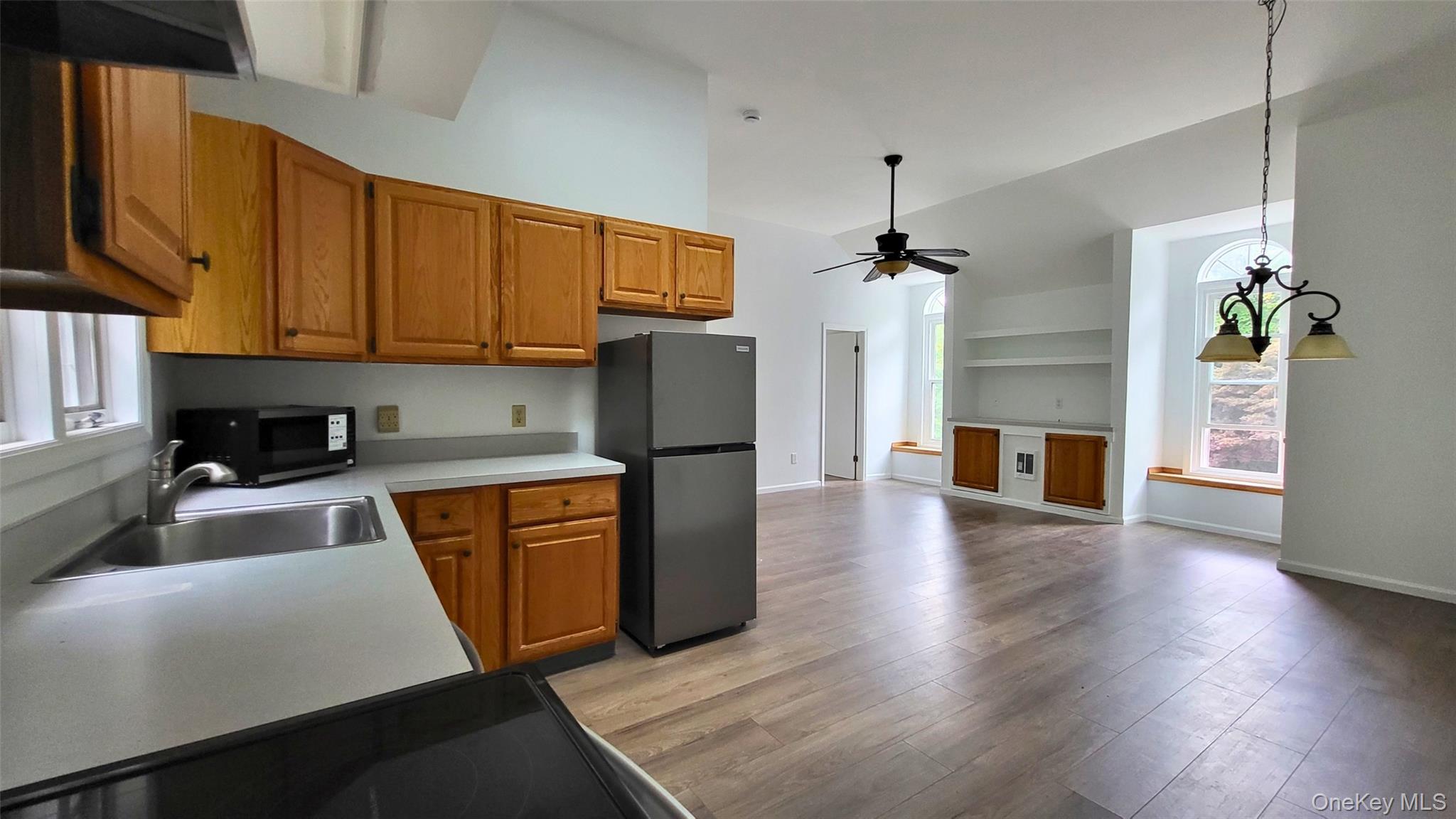 19 A Friendship Lane – For Rent photo 10