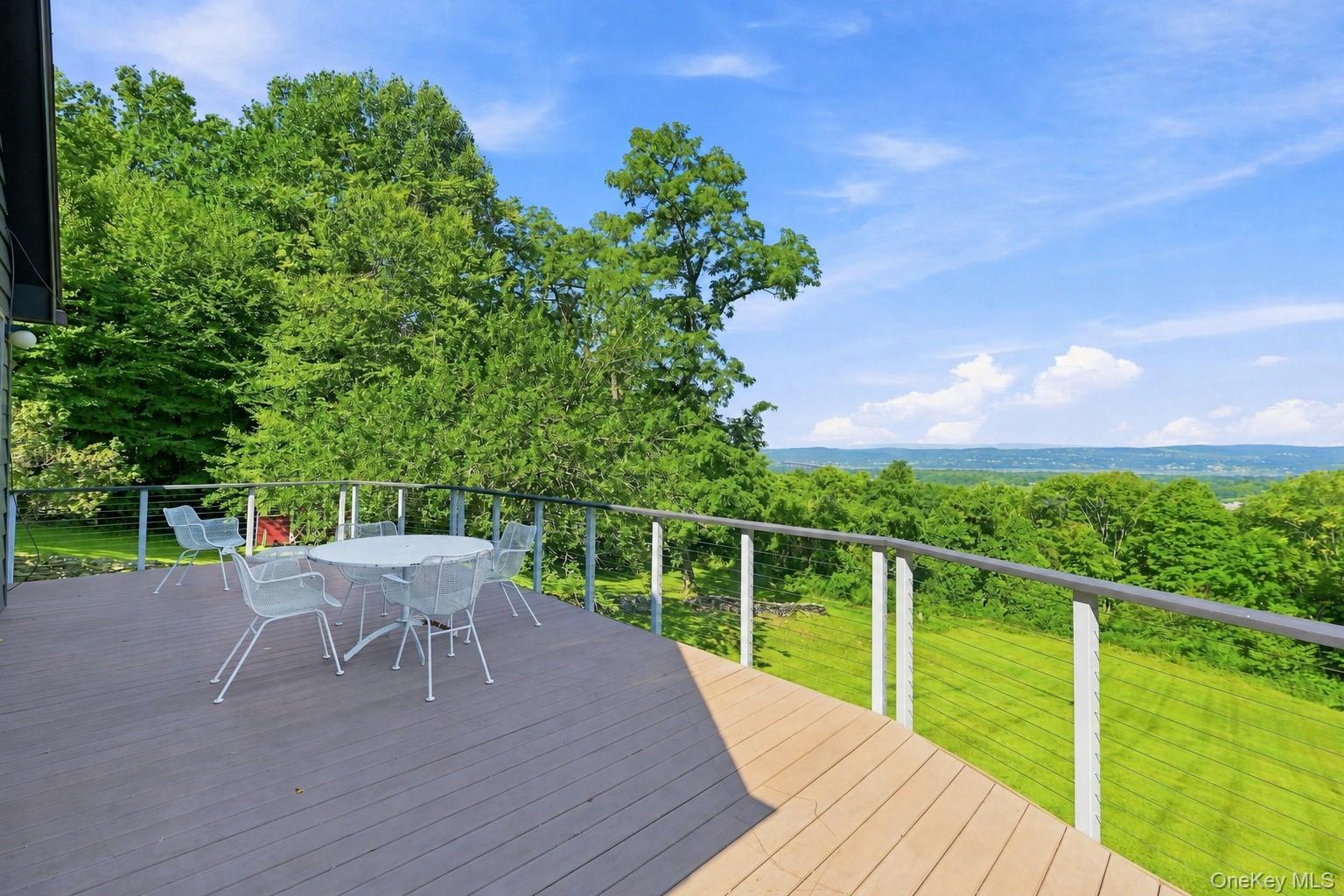 36 Blue Grass Lane – For Sale photo 17
