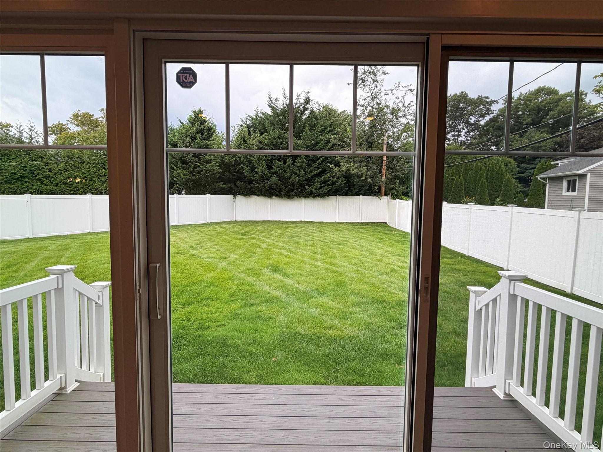 28 E Fern Dr – For Rent photo 18