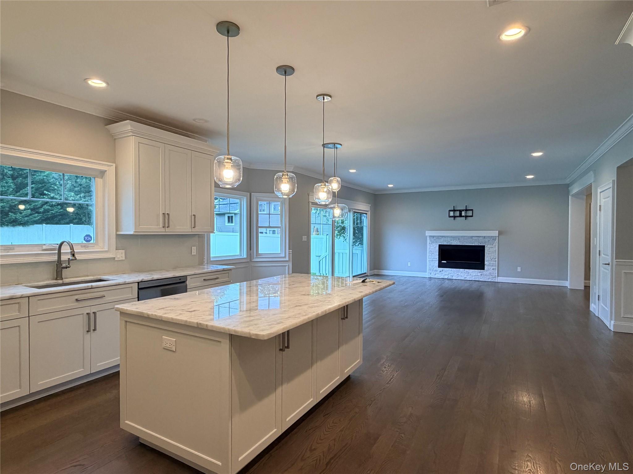 28 E Fern Dr – For Rent photo 6