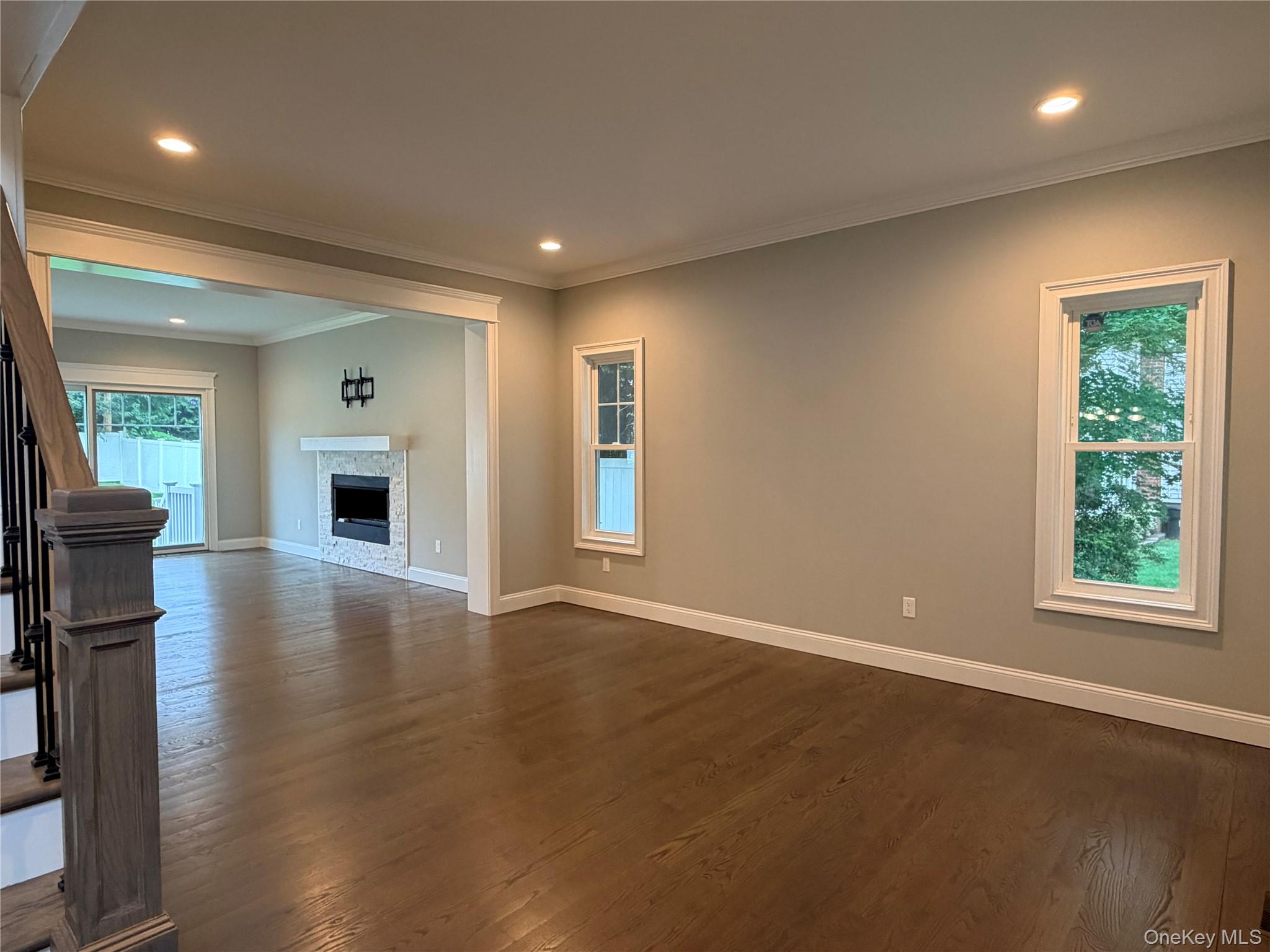 28 E Fern Dr – For Rent photo 5