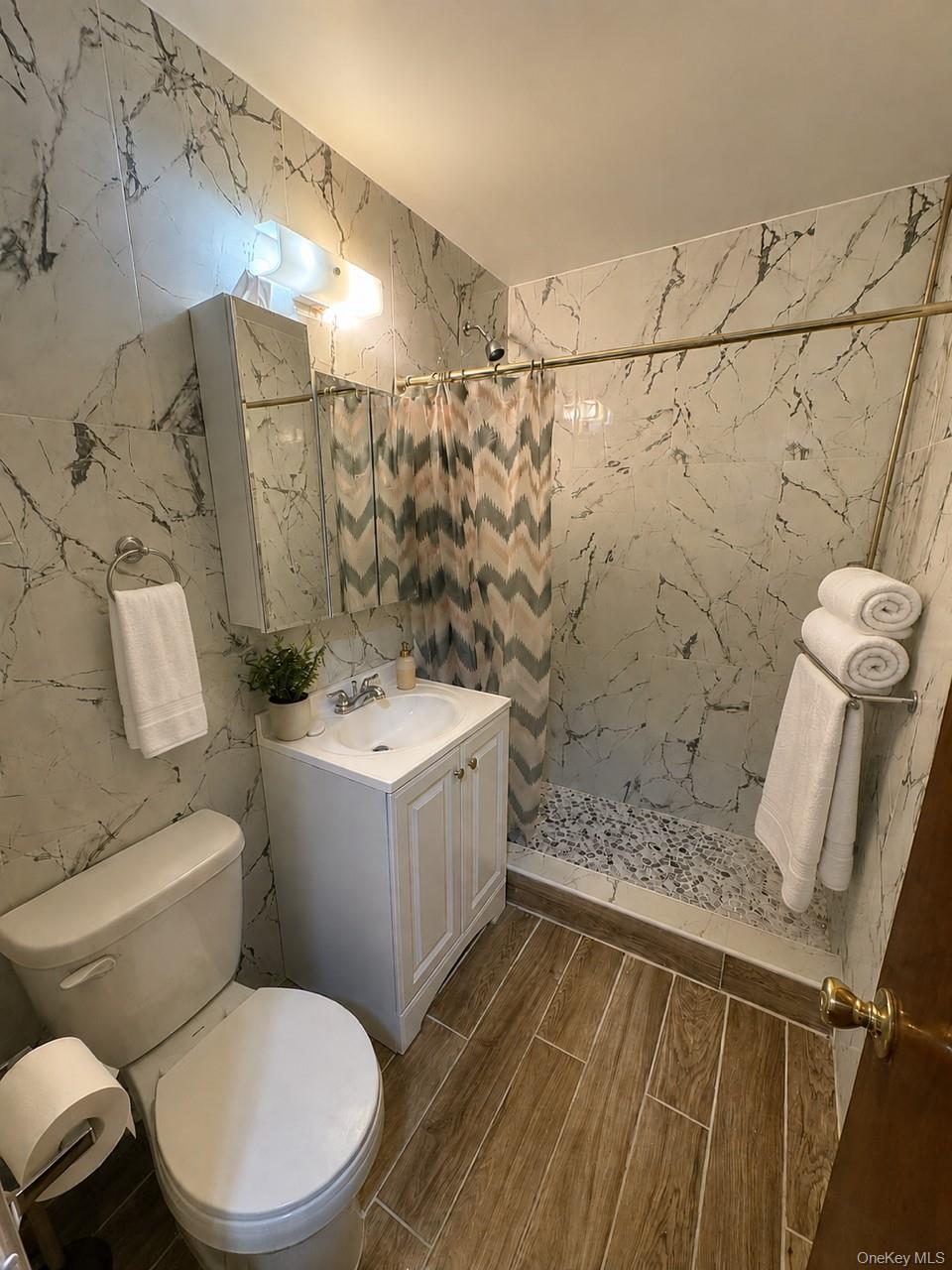 4027 74th Street, Unit 2 photo 8