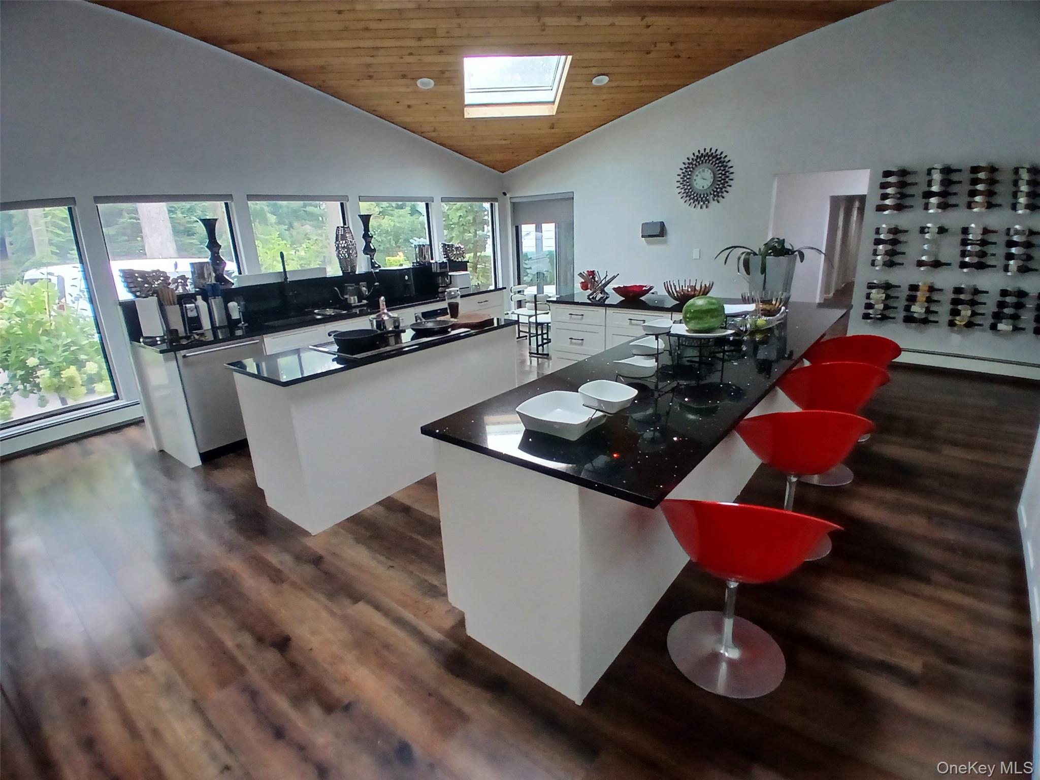 5 Carol Lane – For Sale photo 12