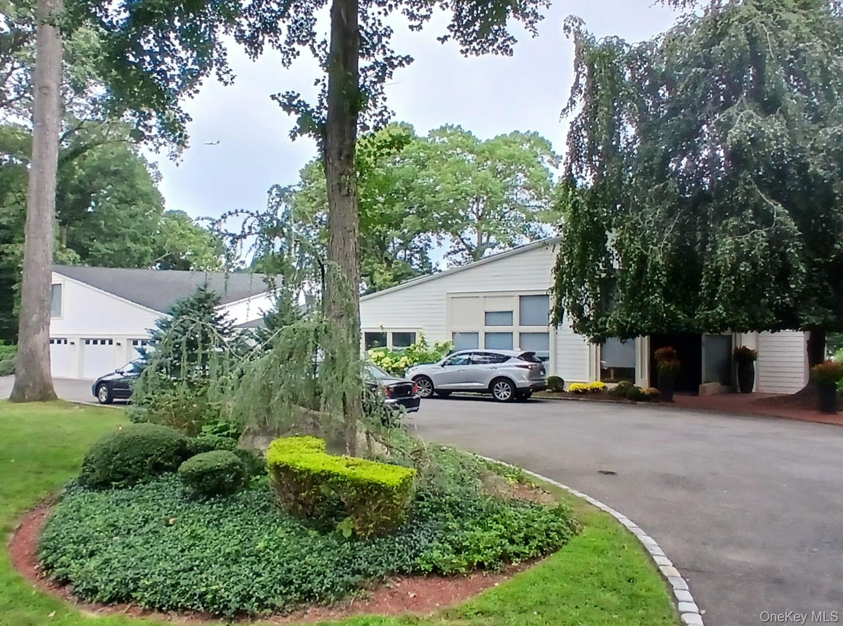 5 Carol Lane – For Sale
