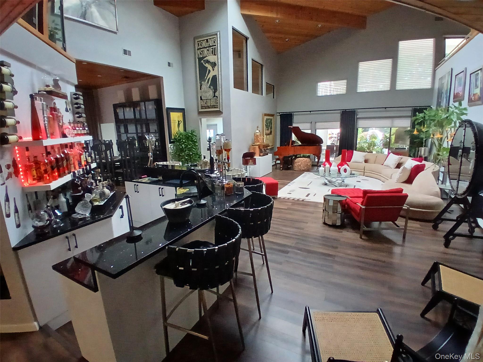 5 Carol Lane – For Sale photo 9
