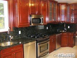 59 Essex – For Rent photo 2