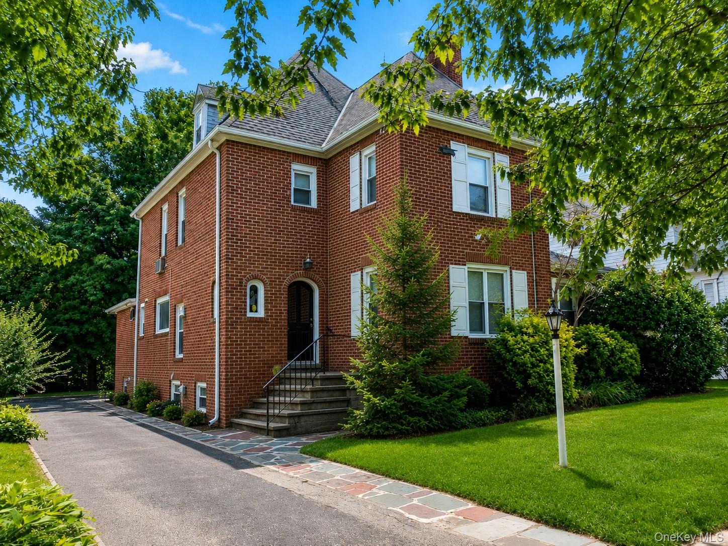 59 Essex – For Rent