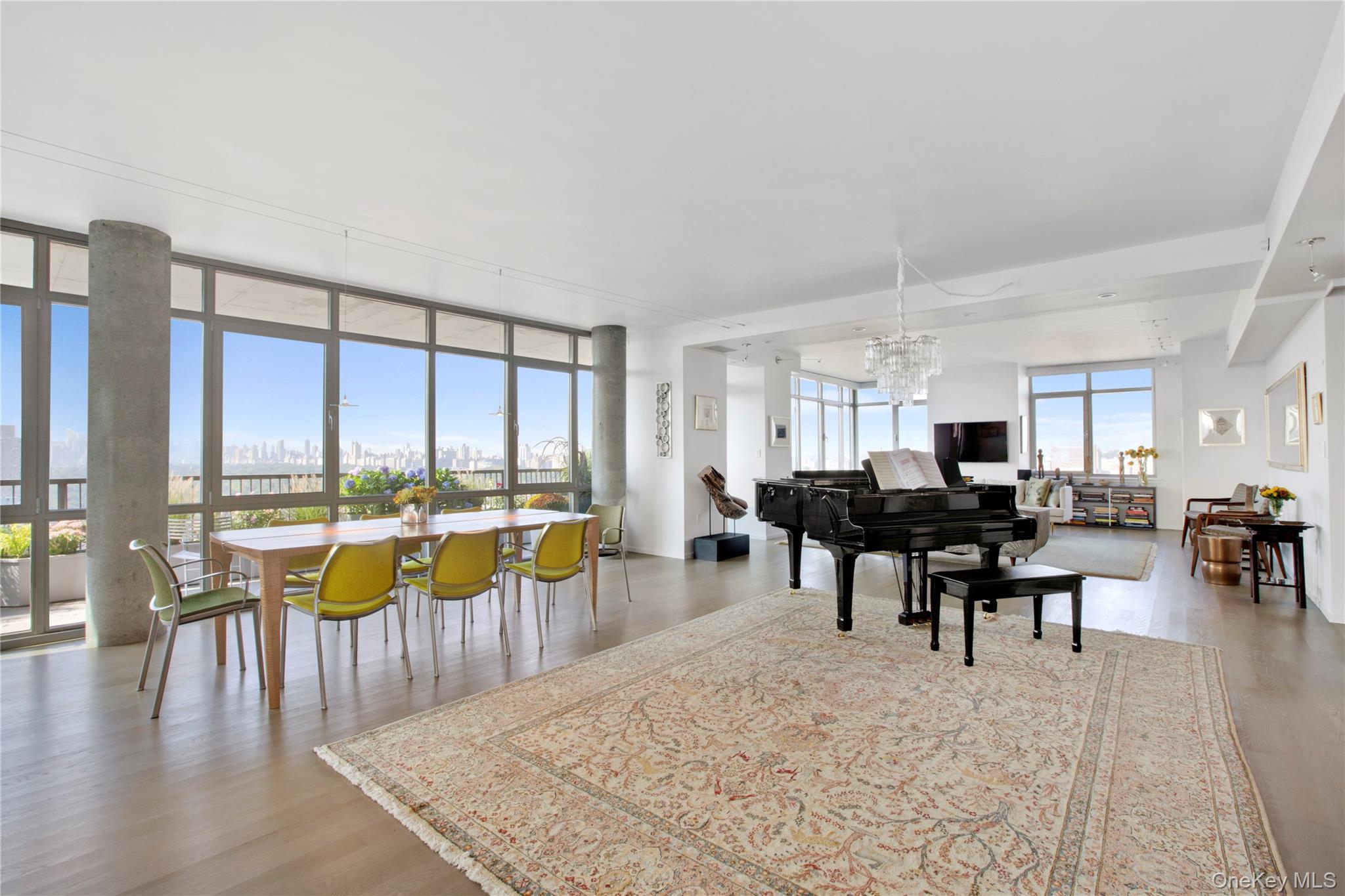 1485 5th Avenue, Unit 26D photo 2