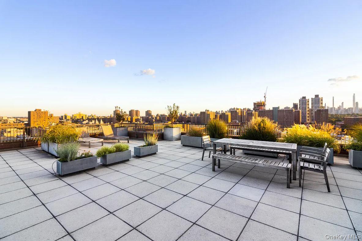 1485 5th Avenue, Unit 26D photo 11