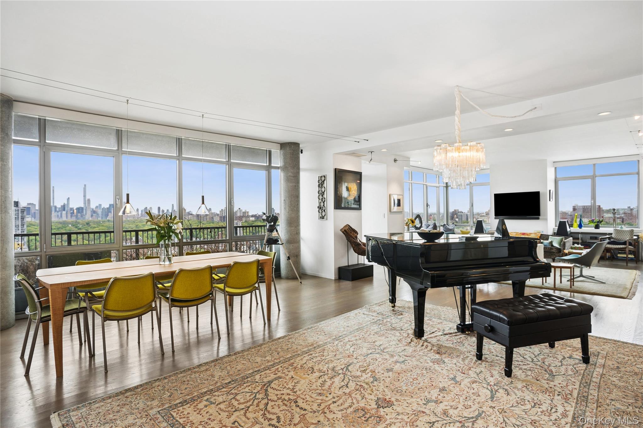 1485 5th Avenue, Unit 26D photo 4
