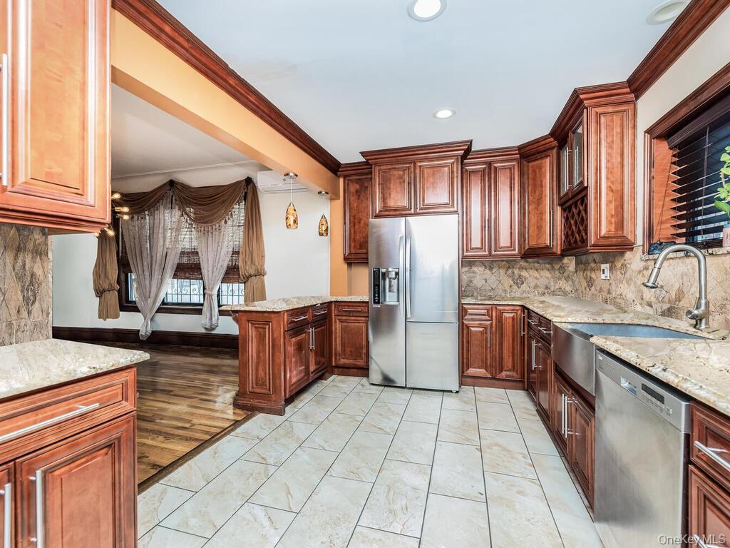 199 W 179th Street – For Sale photo 9