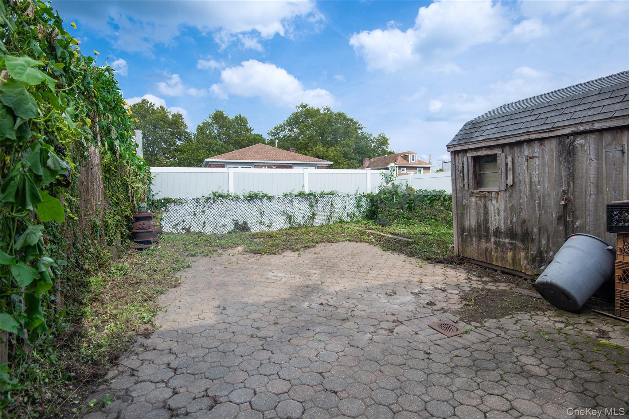 916 Hollywood Avenue – For Sale photo 19