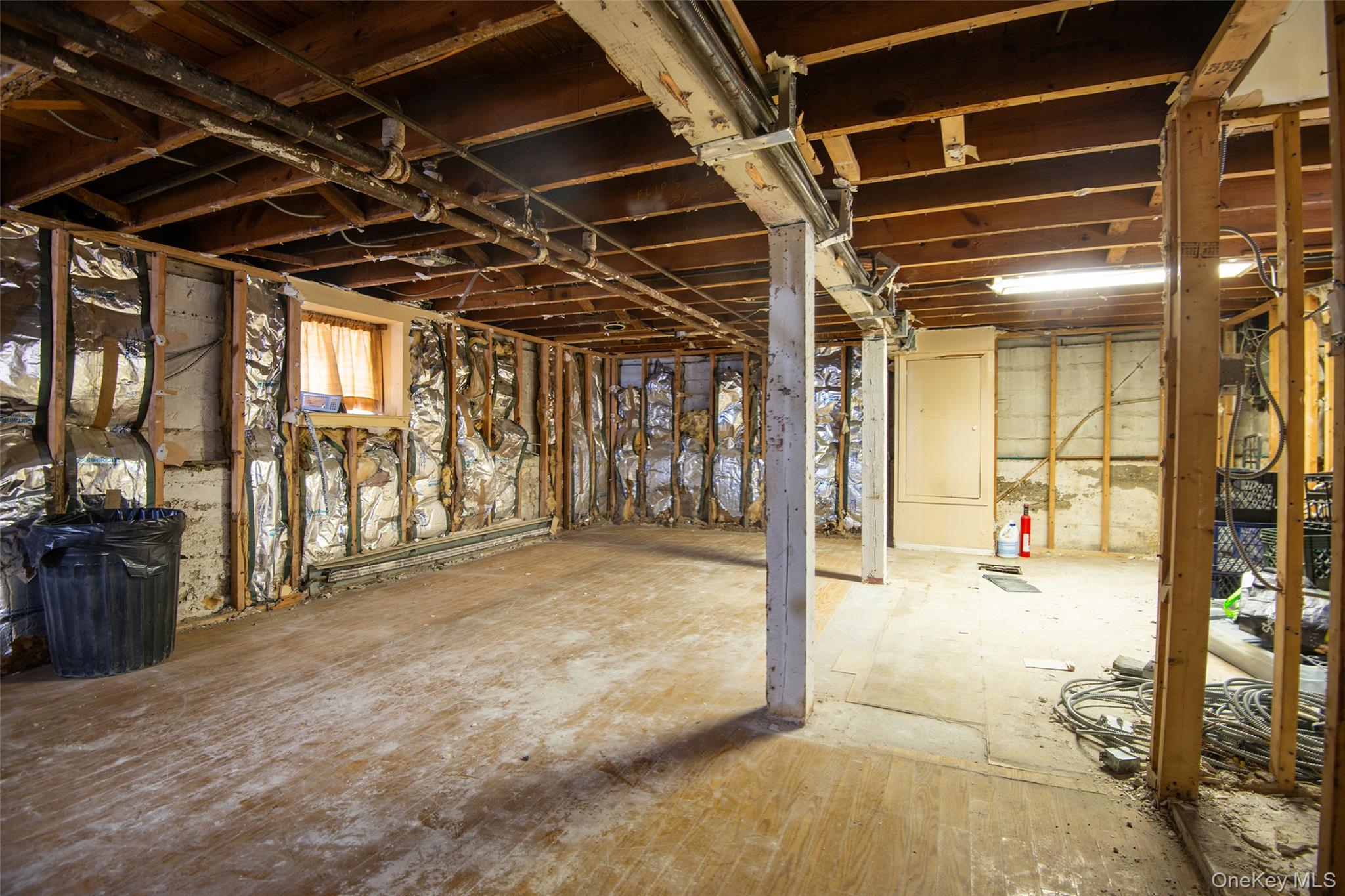 916 Hollywood Avenue – For Sale photo 17