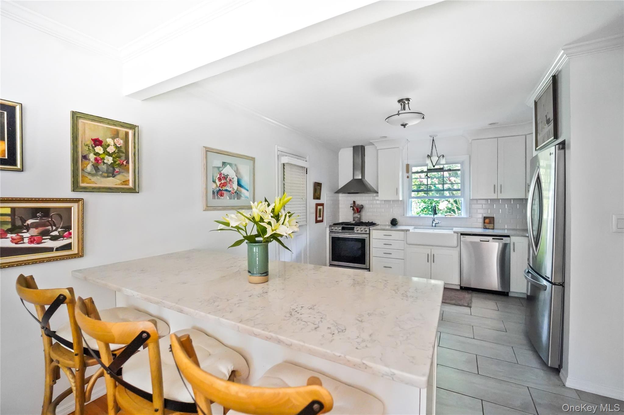10 Tall Oak Lane – For Sale photo 4