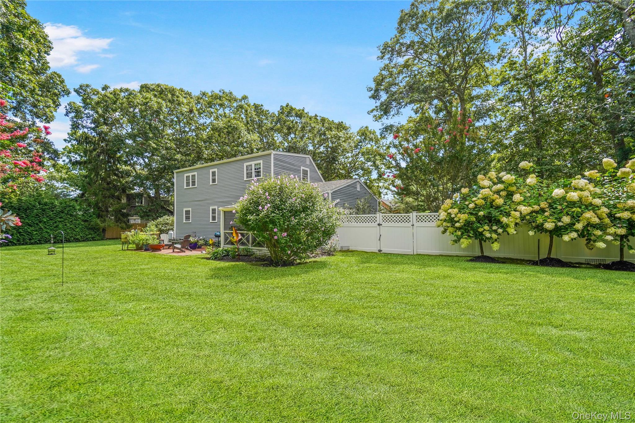 10 Tall Oak Lane – For Sale photo 17