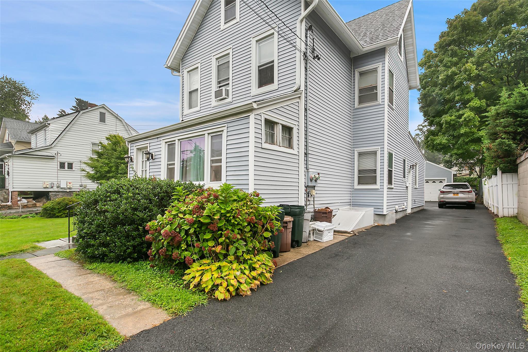 342 Stanley Avenue, Unit 2