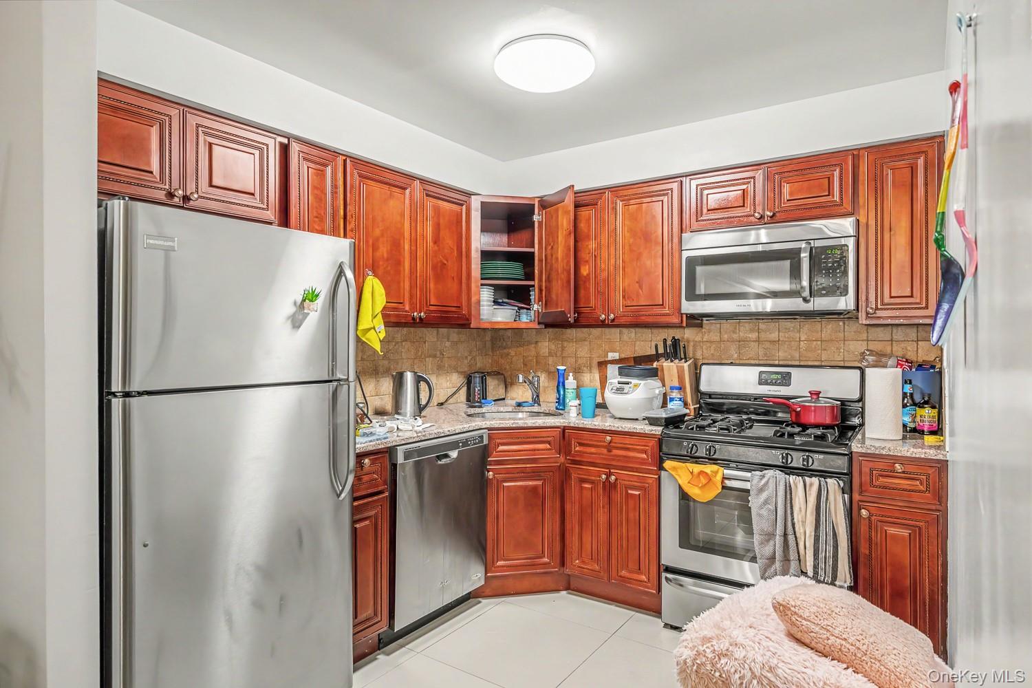 35th Street – For Sale photo 12