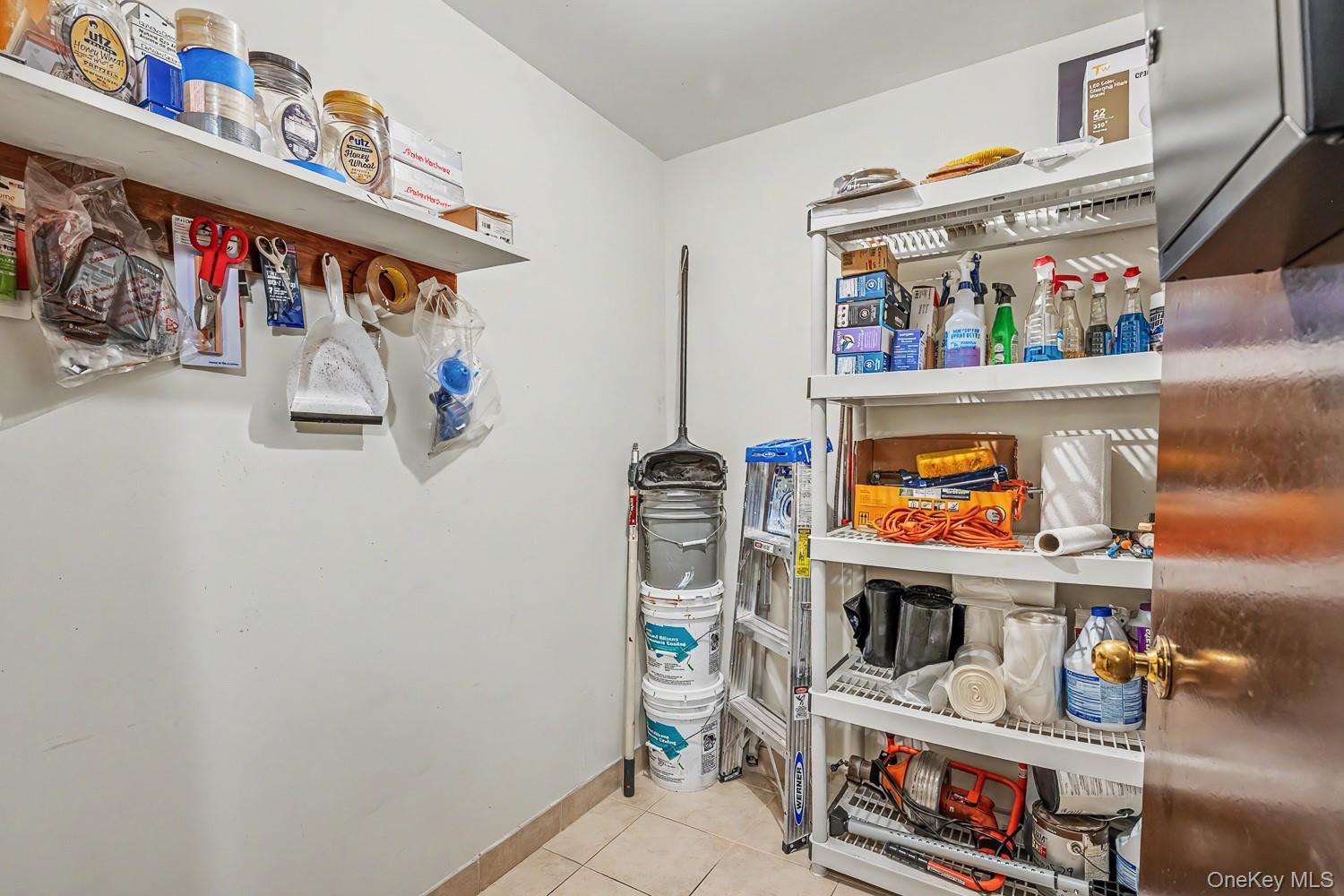 35th Street – For Sale photo 22