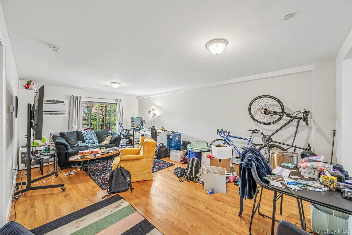 35th Street – For Sale photo 9