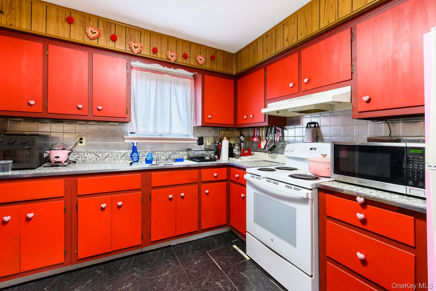 191 N Virginia Avenue – For Sale photo 13