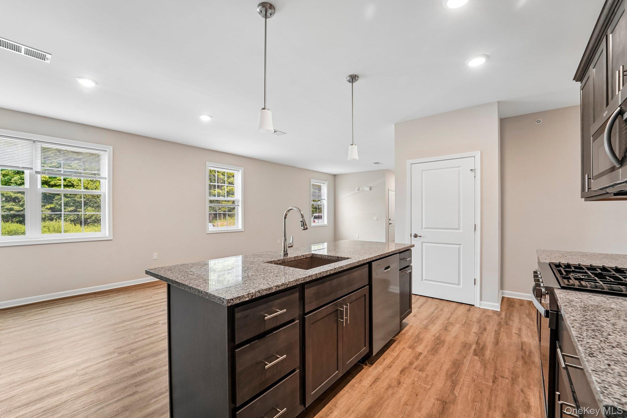 226 Tower Ridge Circle – For Rent photo 7