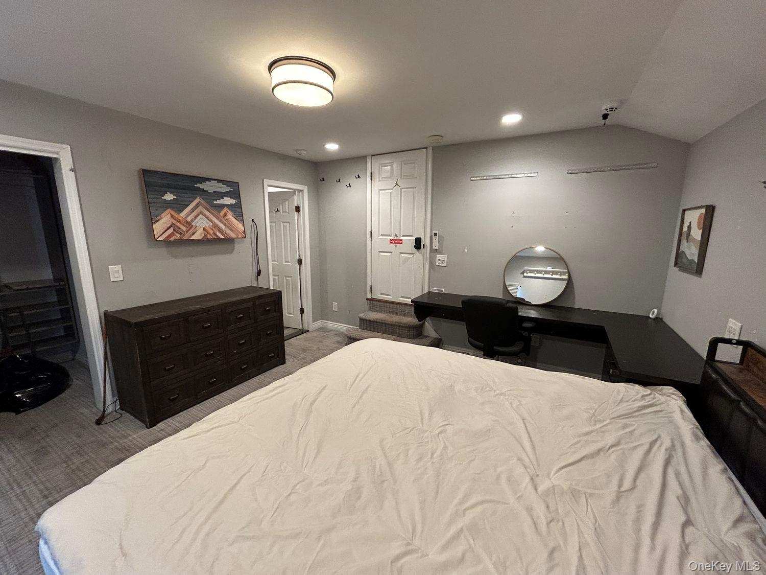 607 Nassau Street – For Rent photo 28