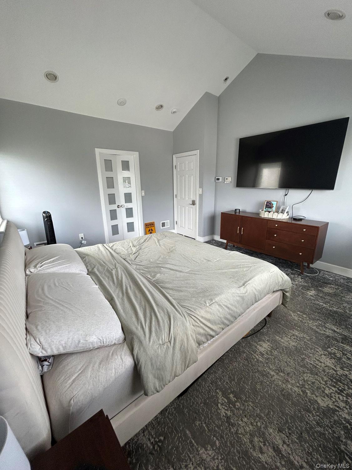 607 Nassau Street – For Rent photo 30
