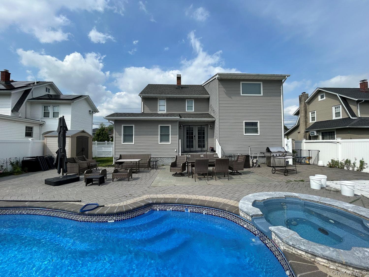 607 Nassau Street – For Rent photo 48