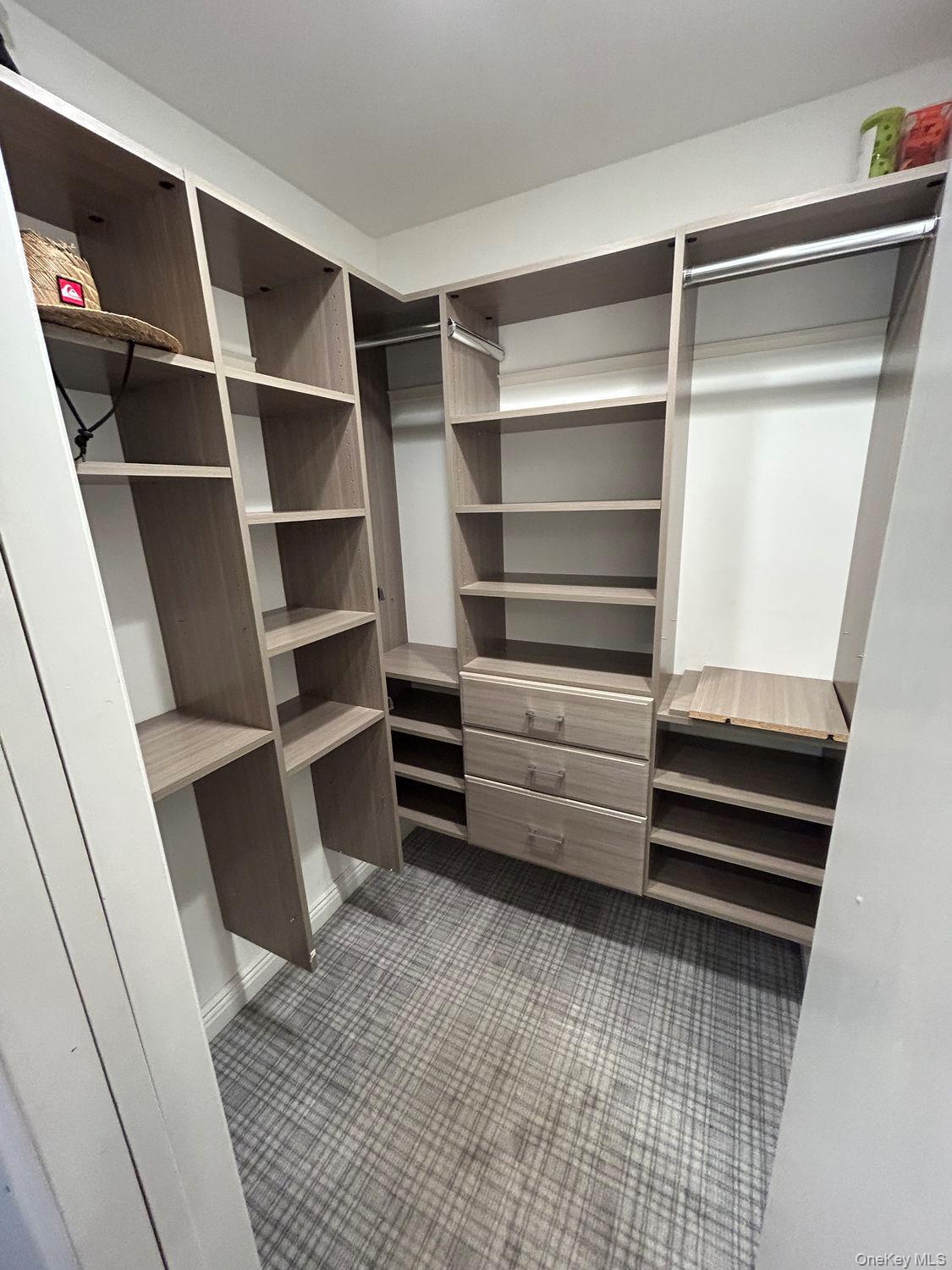 607 Nassau Street – For Rent photo 39