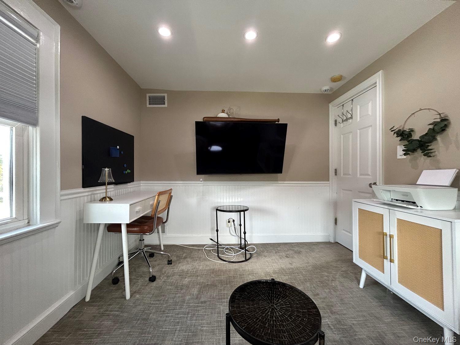 607 Nassau Street – For Rent photo 46