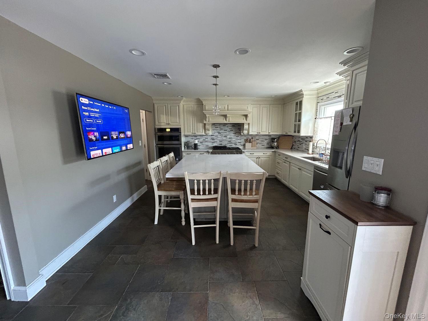 607 Nassau Street – For Rent photo 20