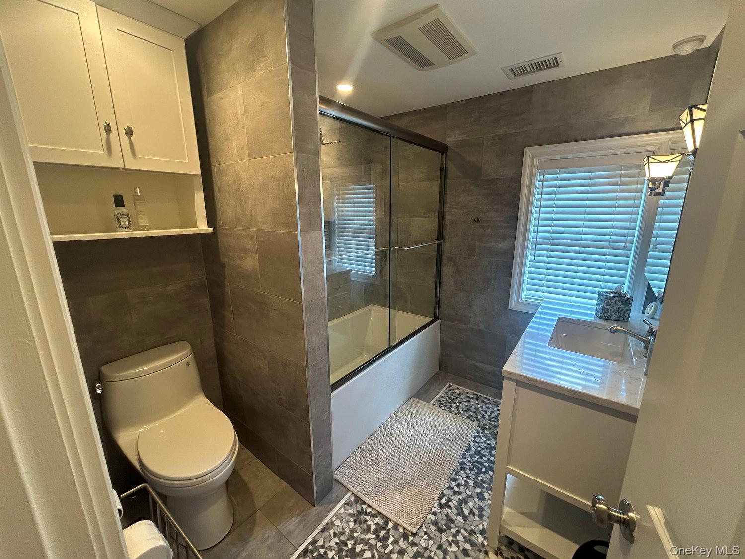 607 Nassau Street – For Rent photo 31