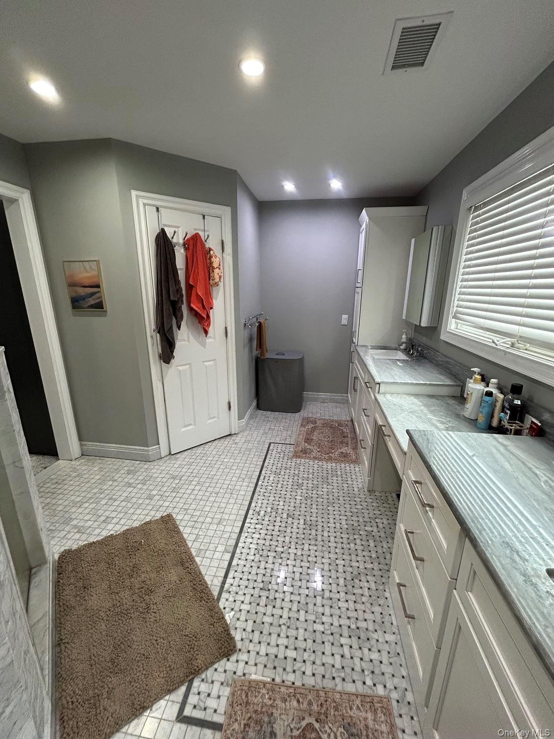 607 Nassau Street – For Rent photo 34