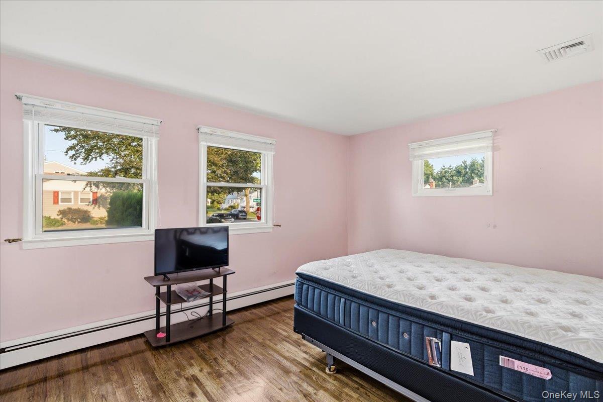 1426 Meadow Lane – For Sale photo 34
